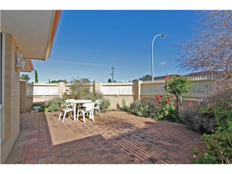 1/5 Zukova Close, Spearwood WA 6163