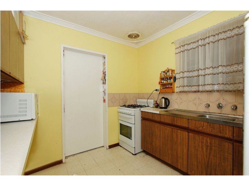 43 Doolette Street, Spearwood WA 6163