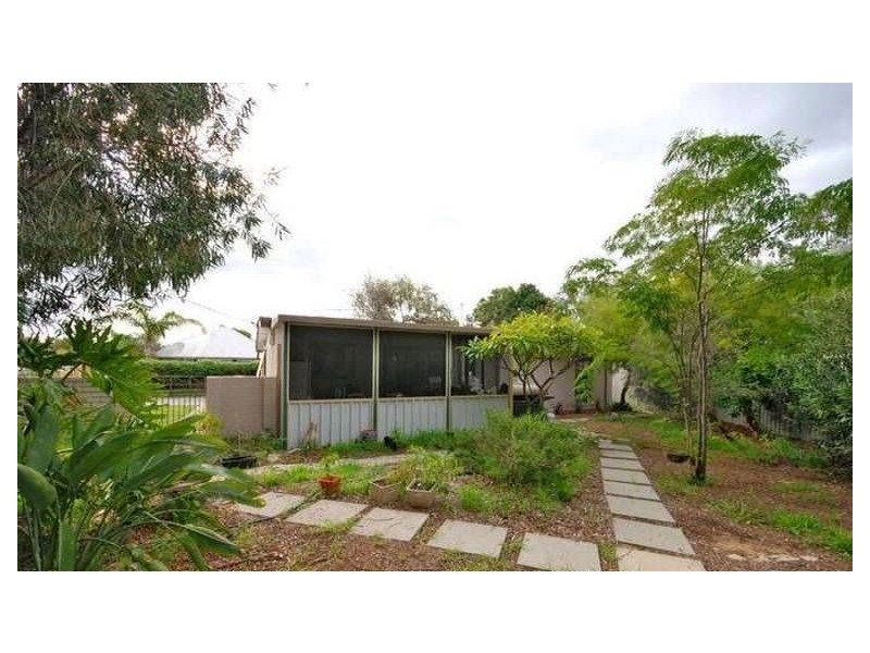 176 Forrest Road, Hamilton Hill WA 6163