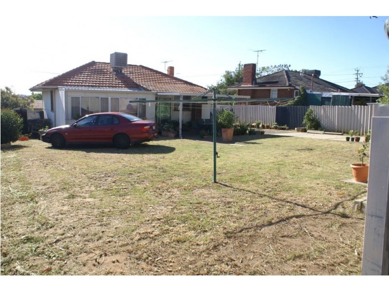 6 Davon Street, Hamilton Hill WA 6163