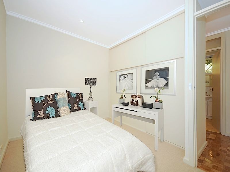 17 Michael Street, Beaconsfield WA 6162