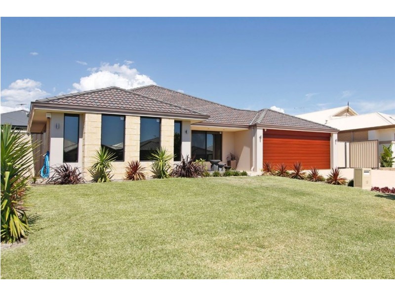 19 Camden Boulevard, Aubin Grove WA 6164