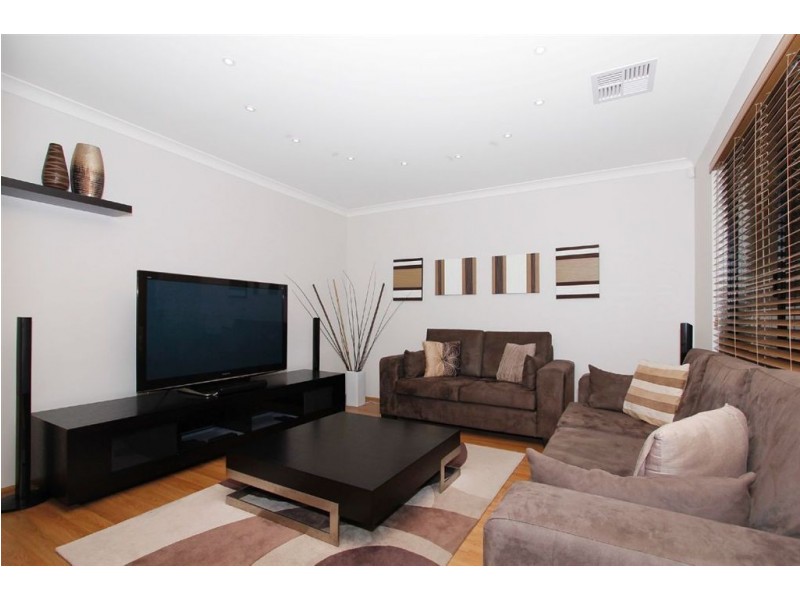 19 Camden Boulevard, Aubin Grove WA 6164