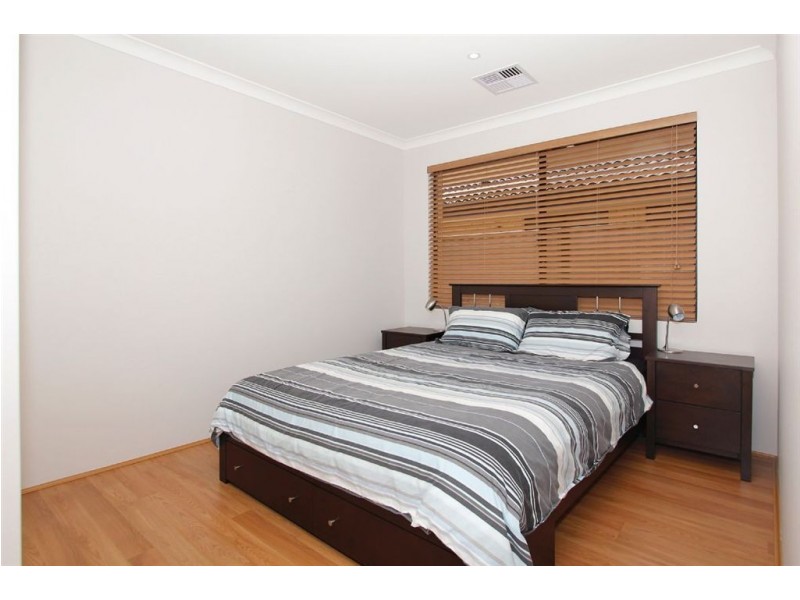 19 Camden Boulevard, Aubin Grove WA 6164