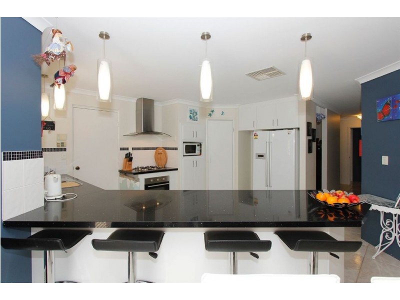 11 Constitution Gardens, Bibra Lake WA 6163