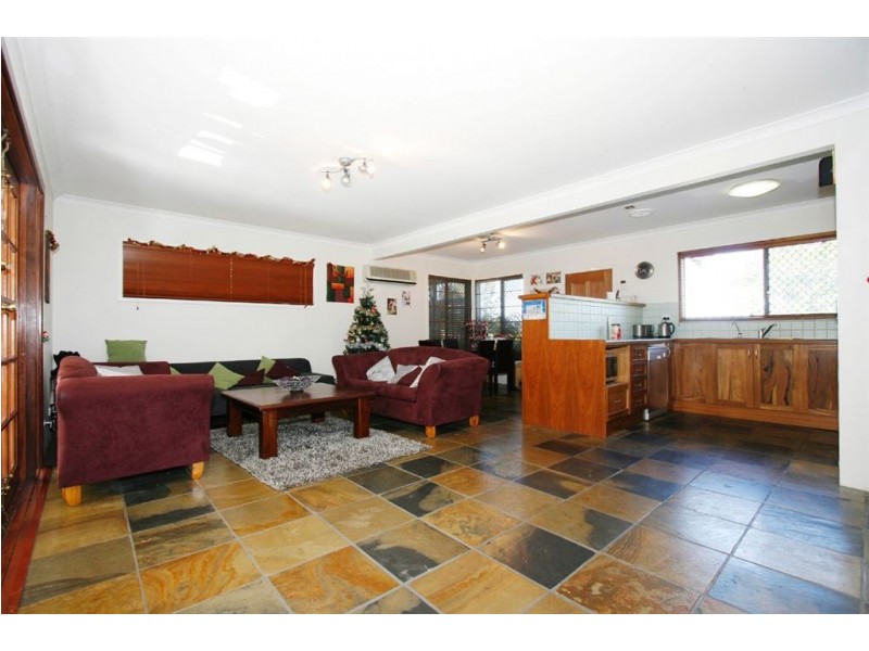 67b Paget Street, Hilton WA 6163