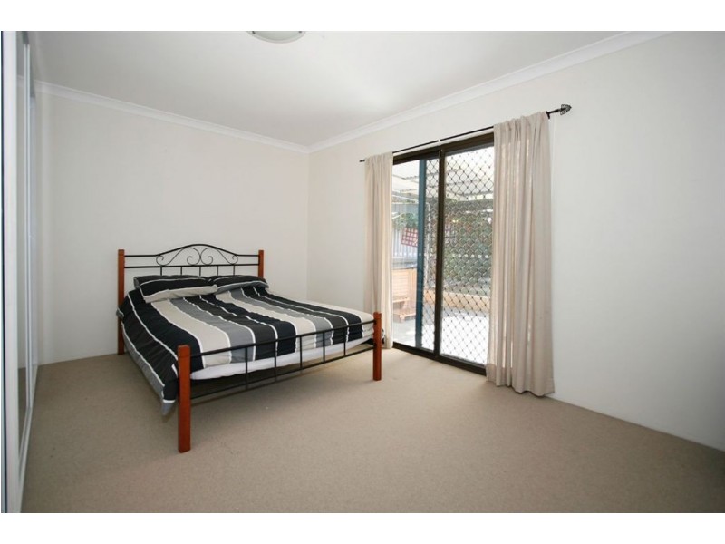 67b Paget Street, Hilton WA 6163