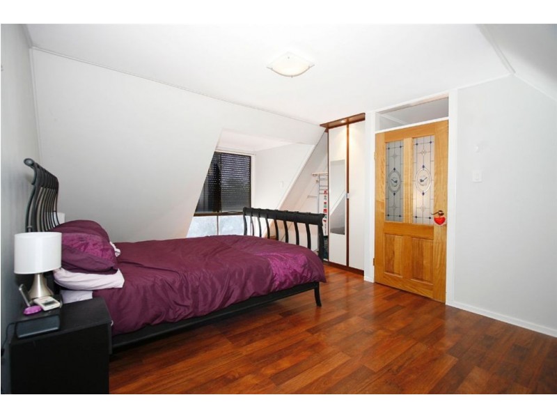 67b Paget Street, Hilton WA 6163