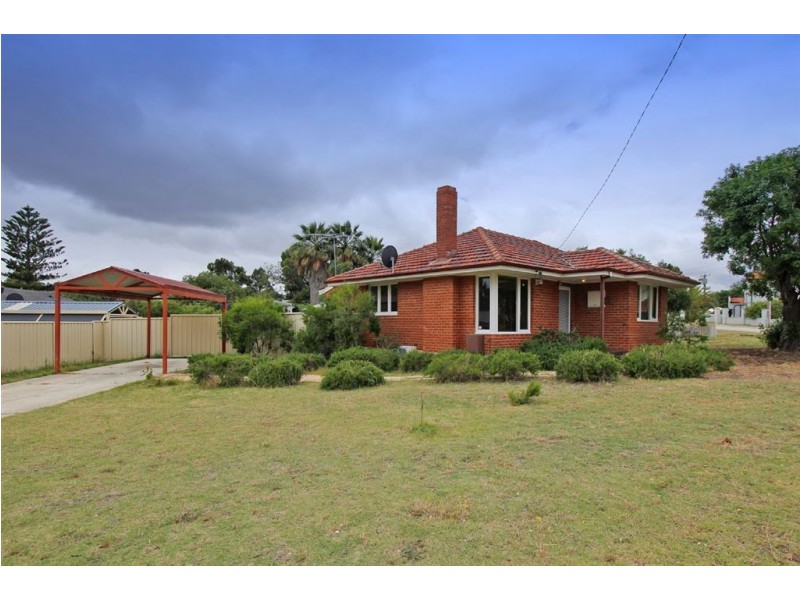 18 Oswald Street, Coolbellup WA 6163