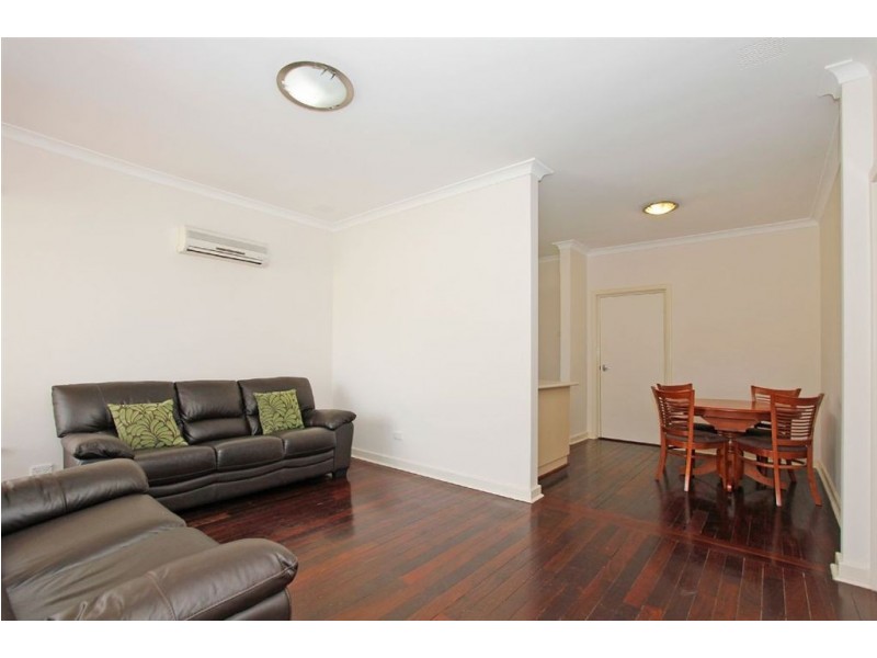 18 Oswald Street, Coolbellup WA 6163