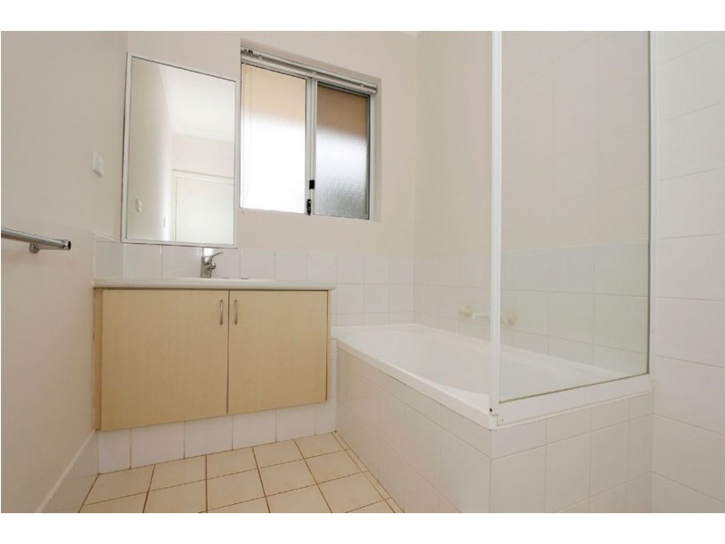 18 Oswald Street, Coolbellup WA 6163