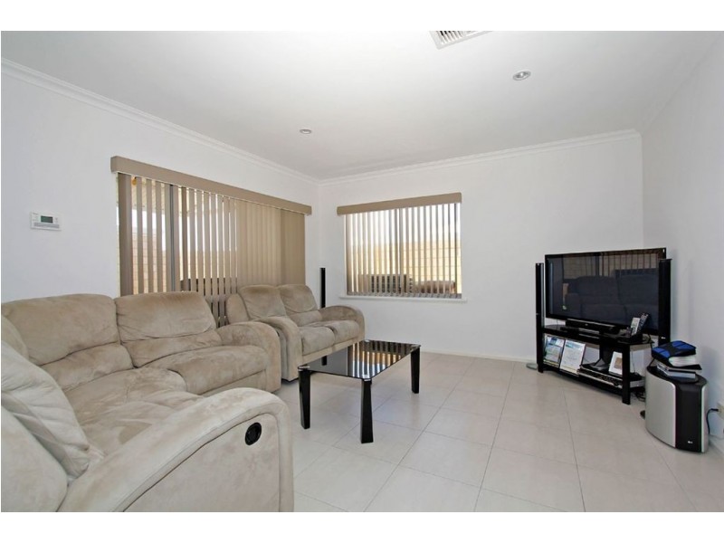 B/619 Rockingham Road, Munster WA 6166