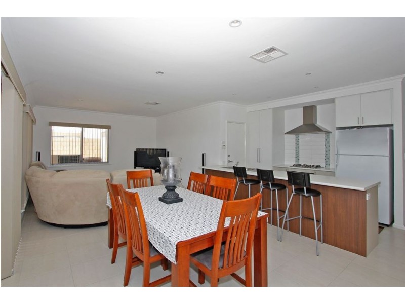 B/619 Rockingham Road, Munster WA 6166