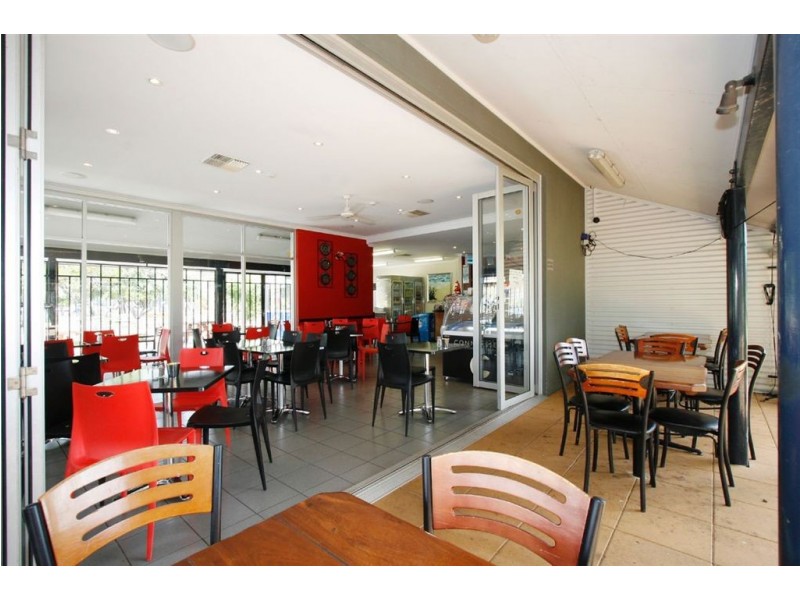 4 Powell Road, Coogee WA 6166