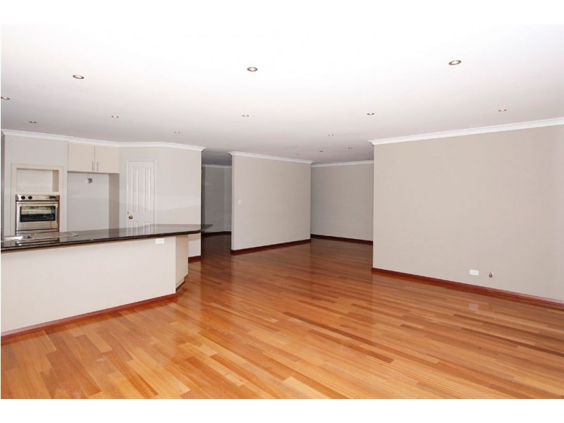 6 Bonito Place, Yangebup WA 6164