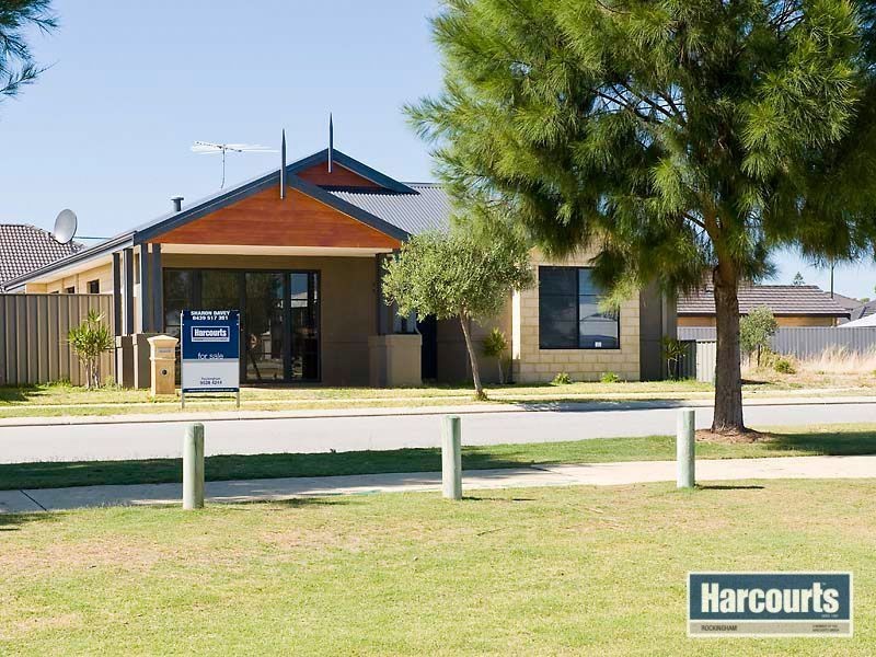 14 Waterfront Parkway, Shoalwater WA 6169