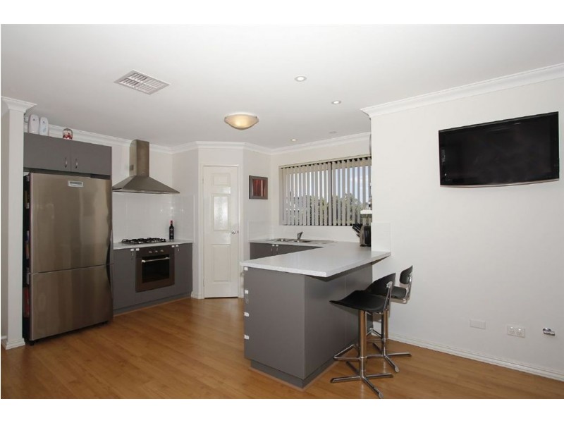 35a Frederick Road, Hamilton Hill WA 6163