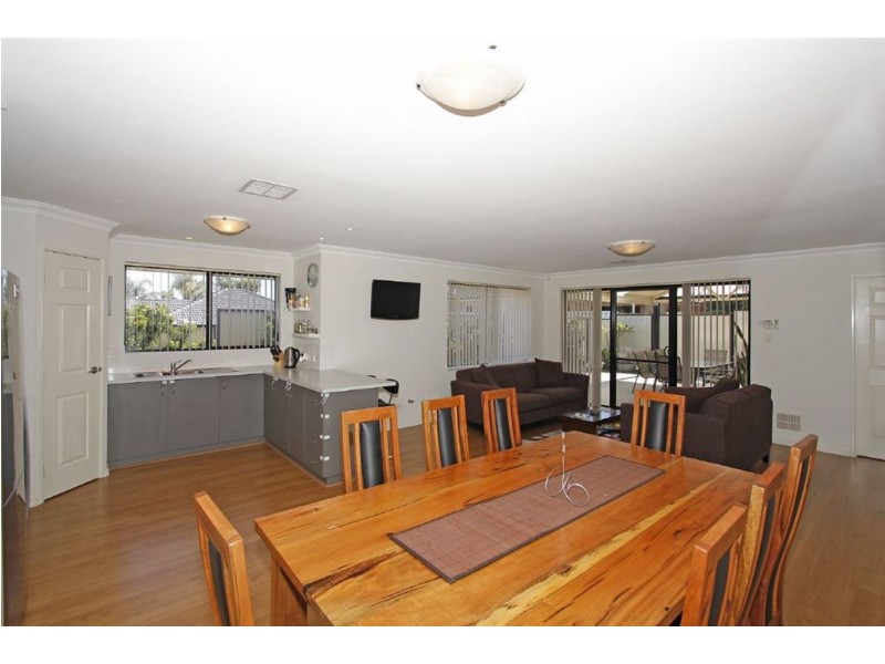 35a Frederick Road, Hamilton Hill WA 6163