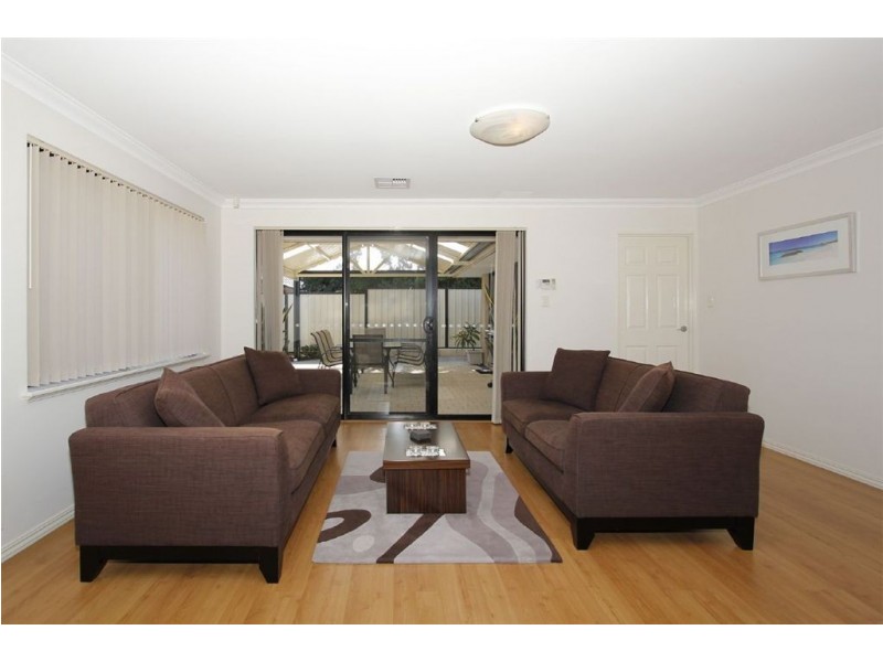 35a Frederick Road, Hamilton Hill WA 6163