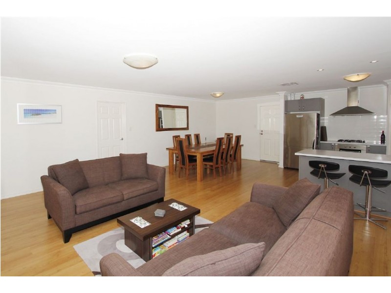 35a Frederick Road, Hamilton Hill WA 6163