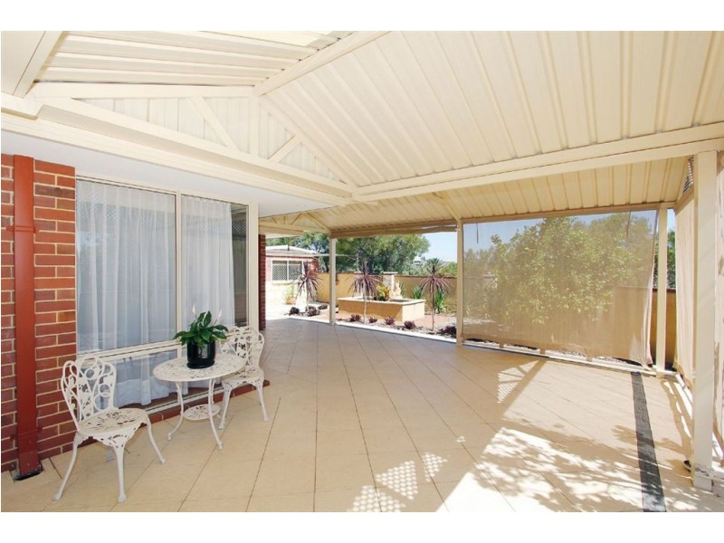 2/19 Geordie Court, Coogee WA 6166