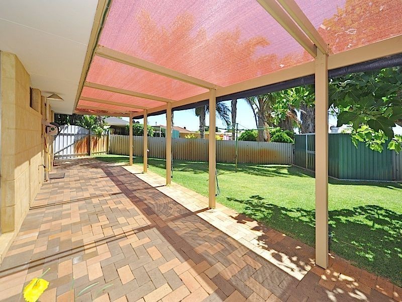 12 Townsend Street, Rockingham WA 6168