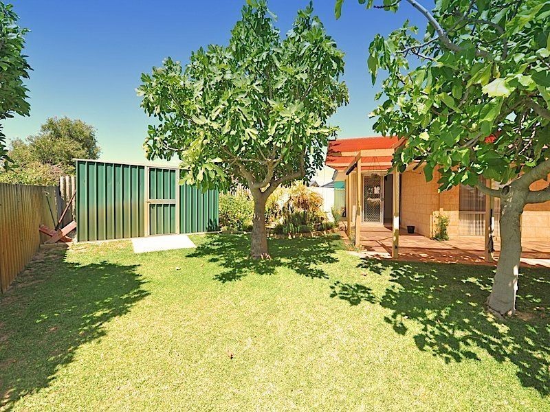 12 Townsend Street, Rockingham WA 6168