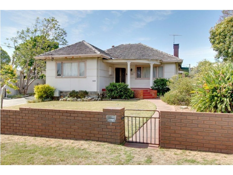 128 Healy Road, Hamilton Hill WA 6163