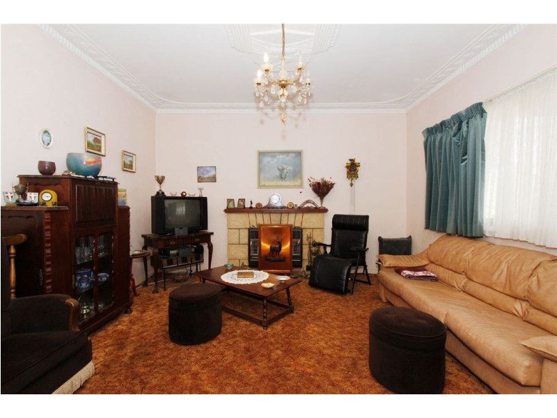 128 Healy Road, Hamilton Hill WA 6163