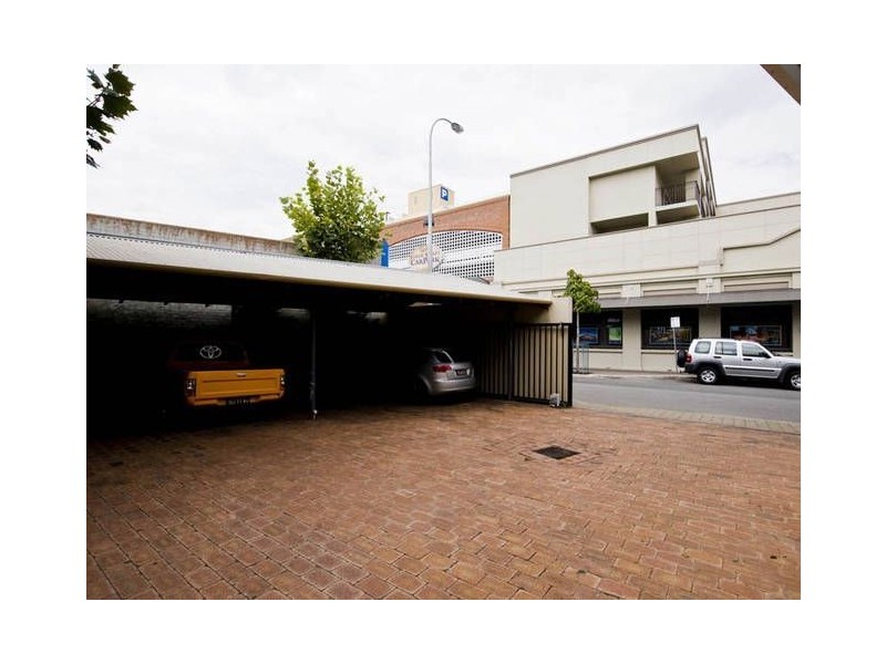 3/8 Collie Street, Fremantle WA 6160