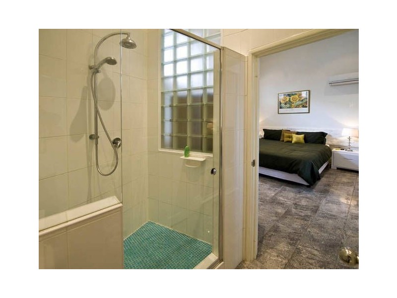 3/8 Collie Street, Fremantle WA 6160