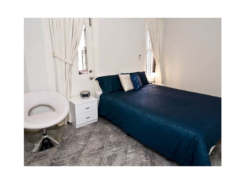 3/8 Collie Street, Fremantle WA 6160