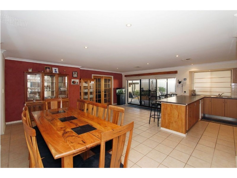 31 Amalfi Crest, Yangebup WA 6164