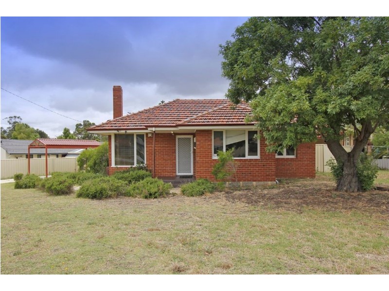 18 Oswald Street, Coolbellup WA 6163