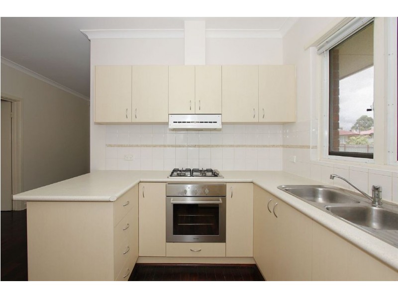 18 Oswald Street, Coolbellup WA 6163