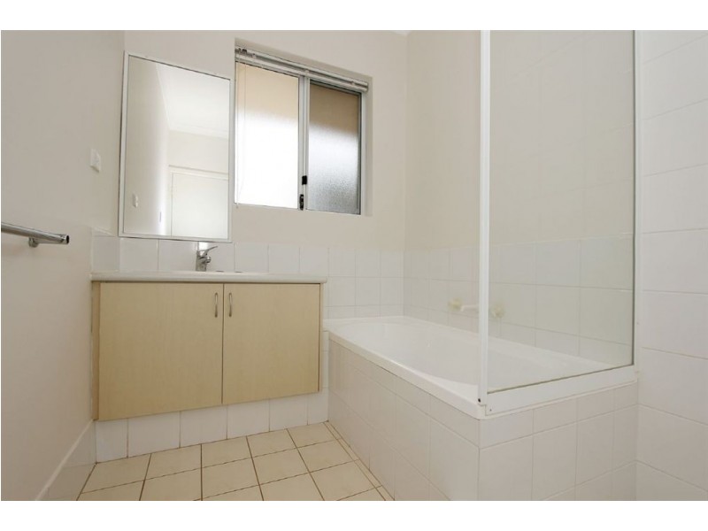 18 Oswald Street, Coolbellup WA 6163