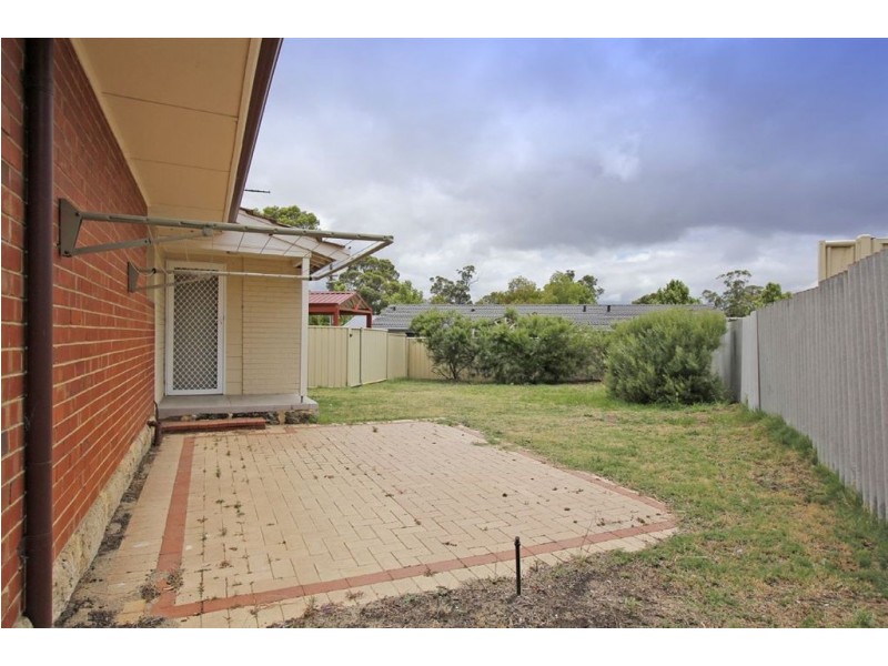 18 Oswald Street, Coolbellup WA 6163