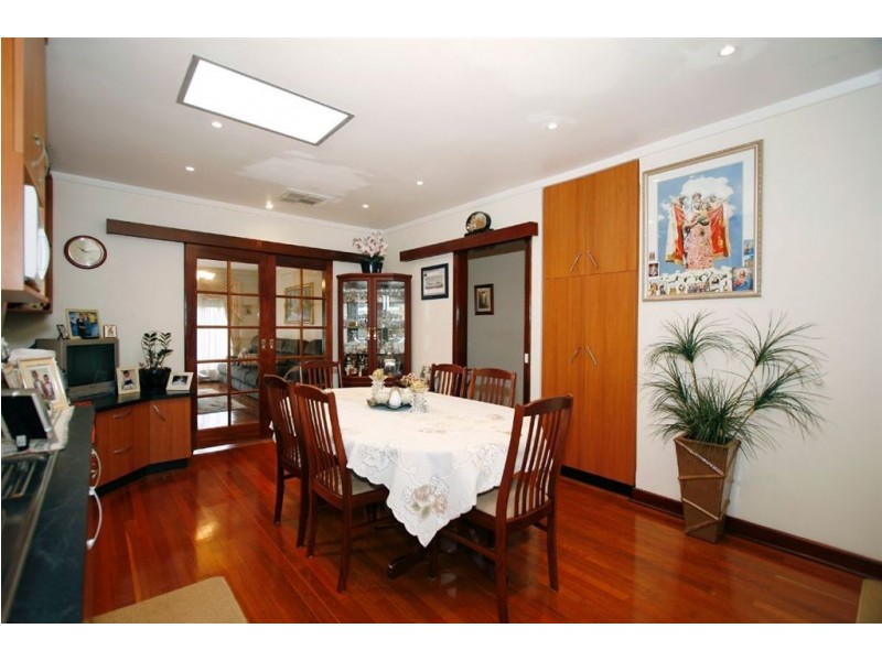 5 Glendower Way, Spearwood WA 6163