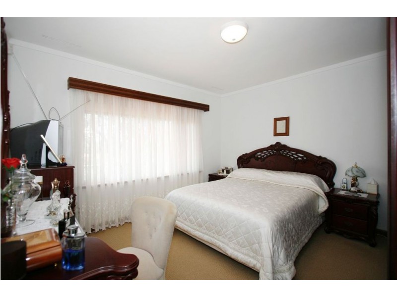 5 Glendower Way, Spearwood WA 6163