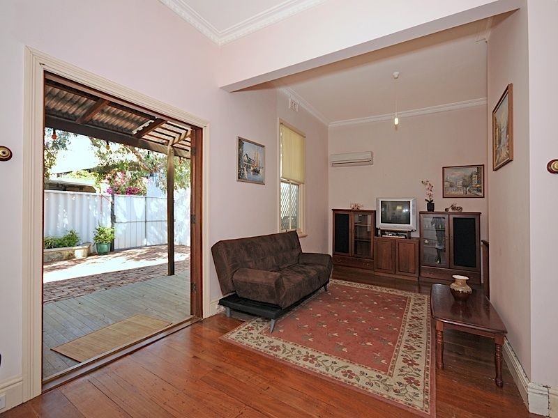 338 South Terrace, South Fremantle WA 6162