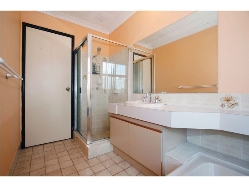 4 Bunyan Close, Spearwood WA 6163