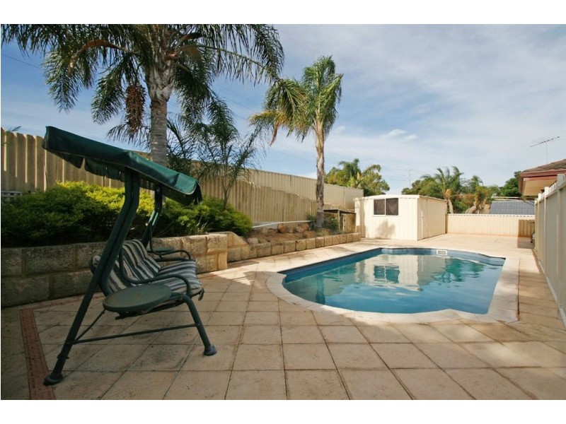 4 Bunyan Close, Spearwood WA 6163