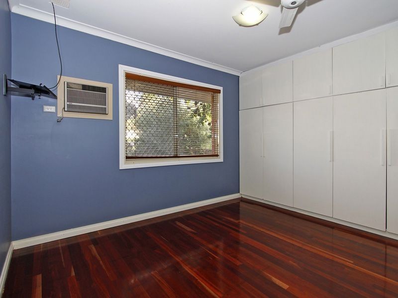 8 Alonso Street, Coolbellup WA 6163