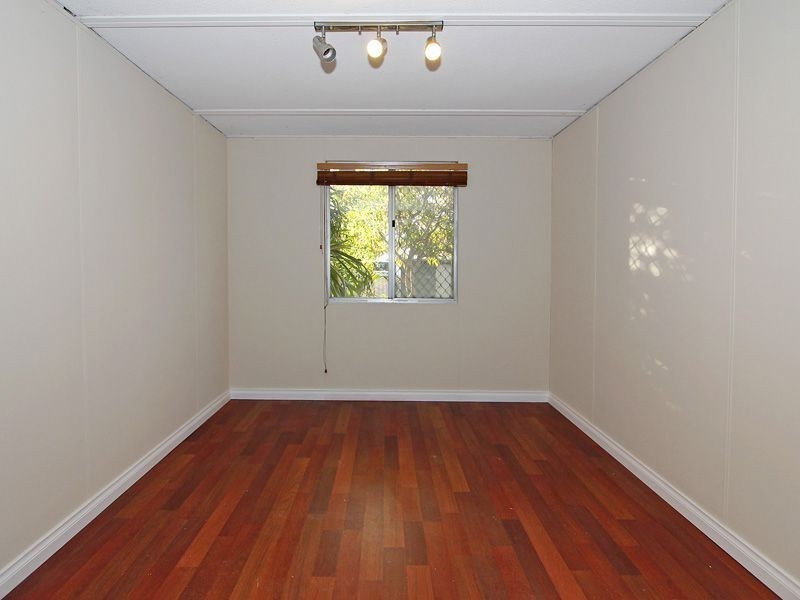 8 Alonso Street, Coolbellup WA 6163