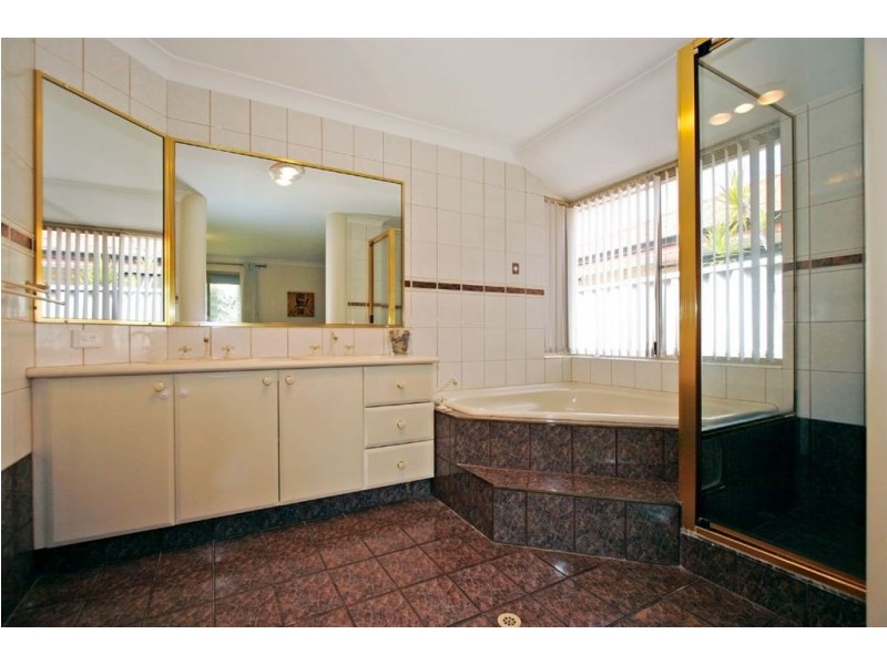 13 Okra Court, Munster WA 6166