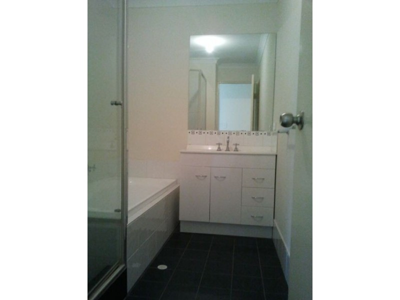 1/7 Barfield Road, Hammond Park WA 6164