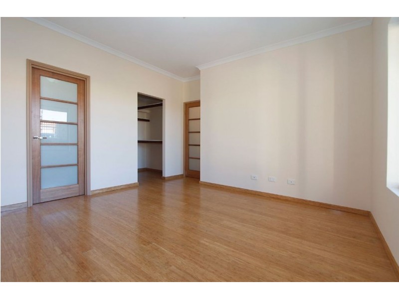 18 Tantabiddi Heights, Yangebup WA 6164