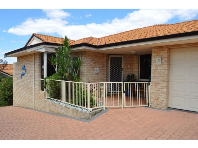 2/7 Marmand Court, Coogee WA 6166