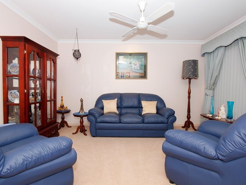 2/7 Marmand Court, Coogee WA 6166