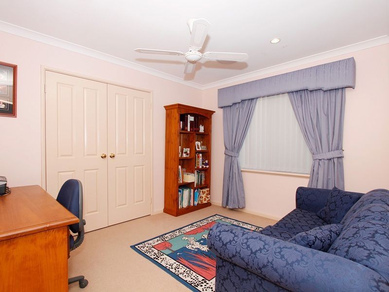 2/7 Marmand Court, Coogee WA 6166